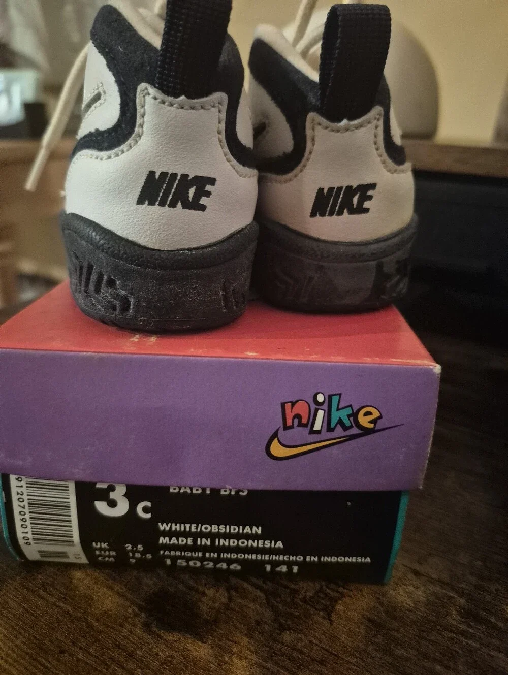 Vintage 1995 Nike Kids White and Navy High-Top Sneakers